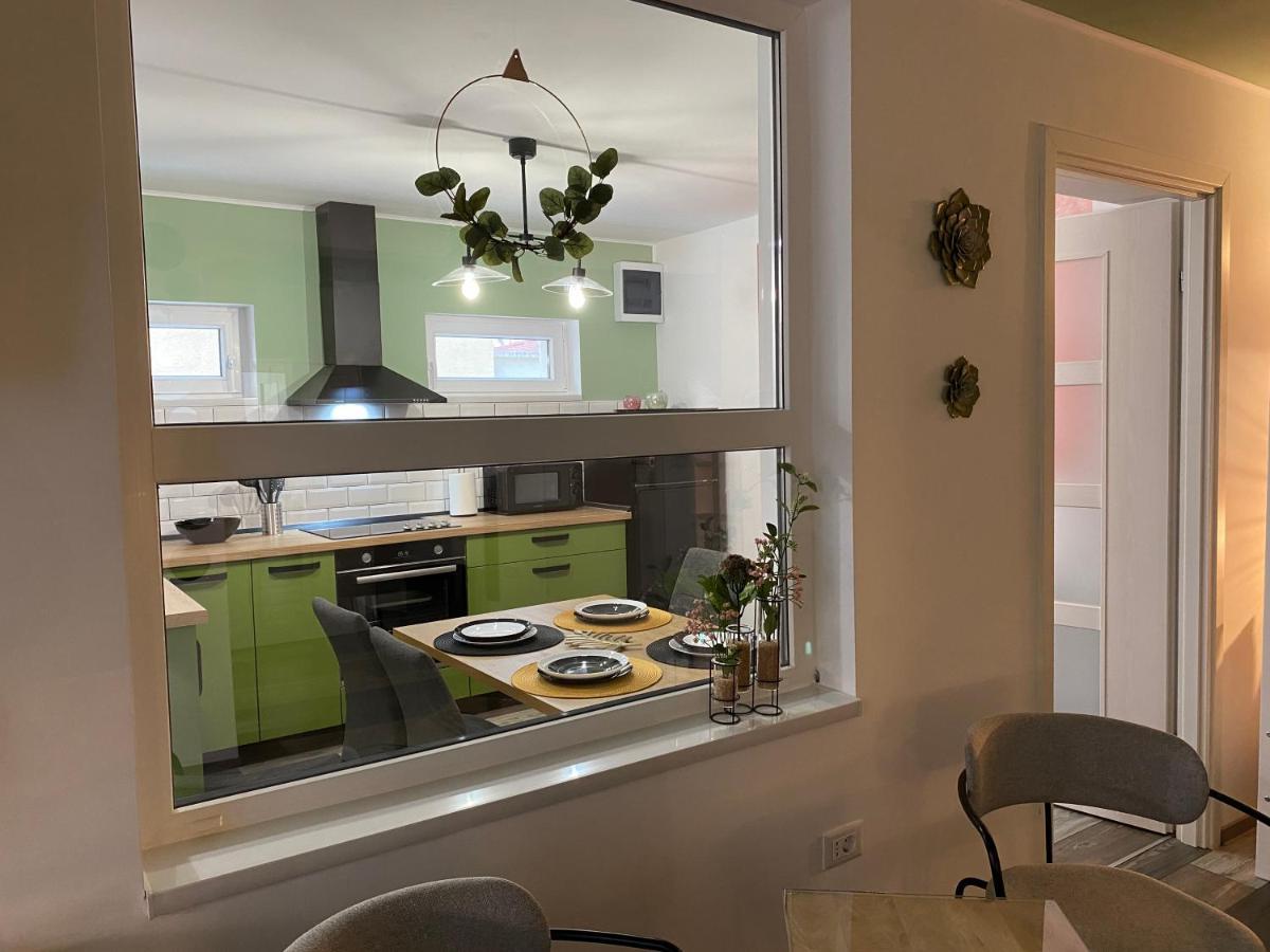 Evergreen Apartment Timişoara Buitenkant foto